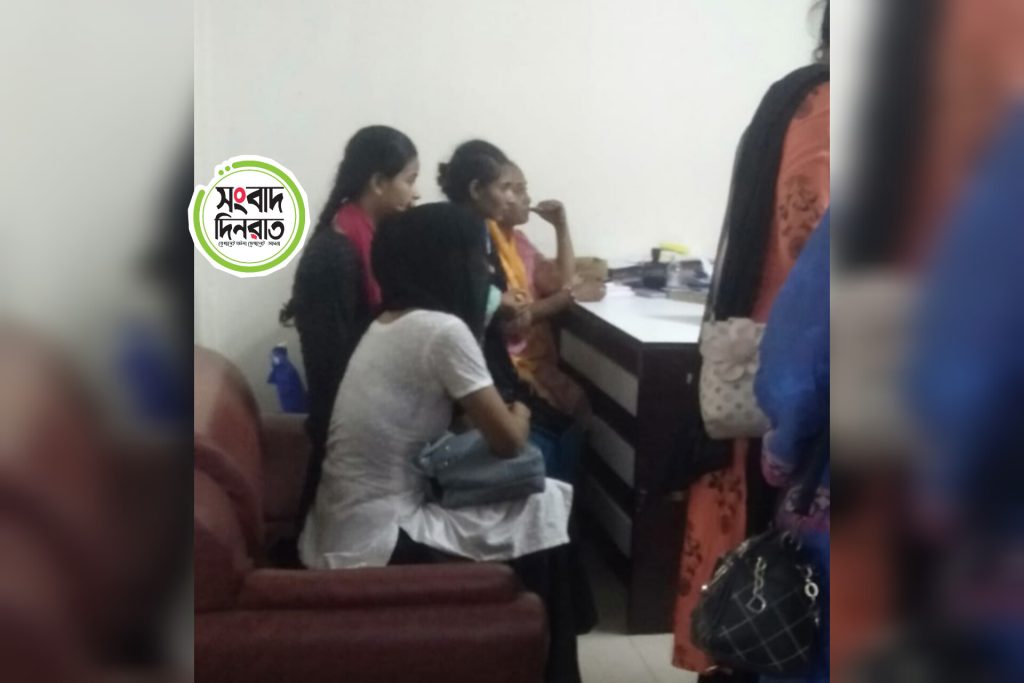 দেশে ফেরত ভারতে পাচার হওয়া ৭ বাংলাদেশি নারী ও শিশু