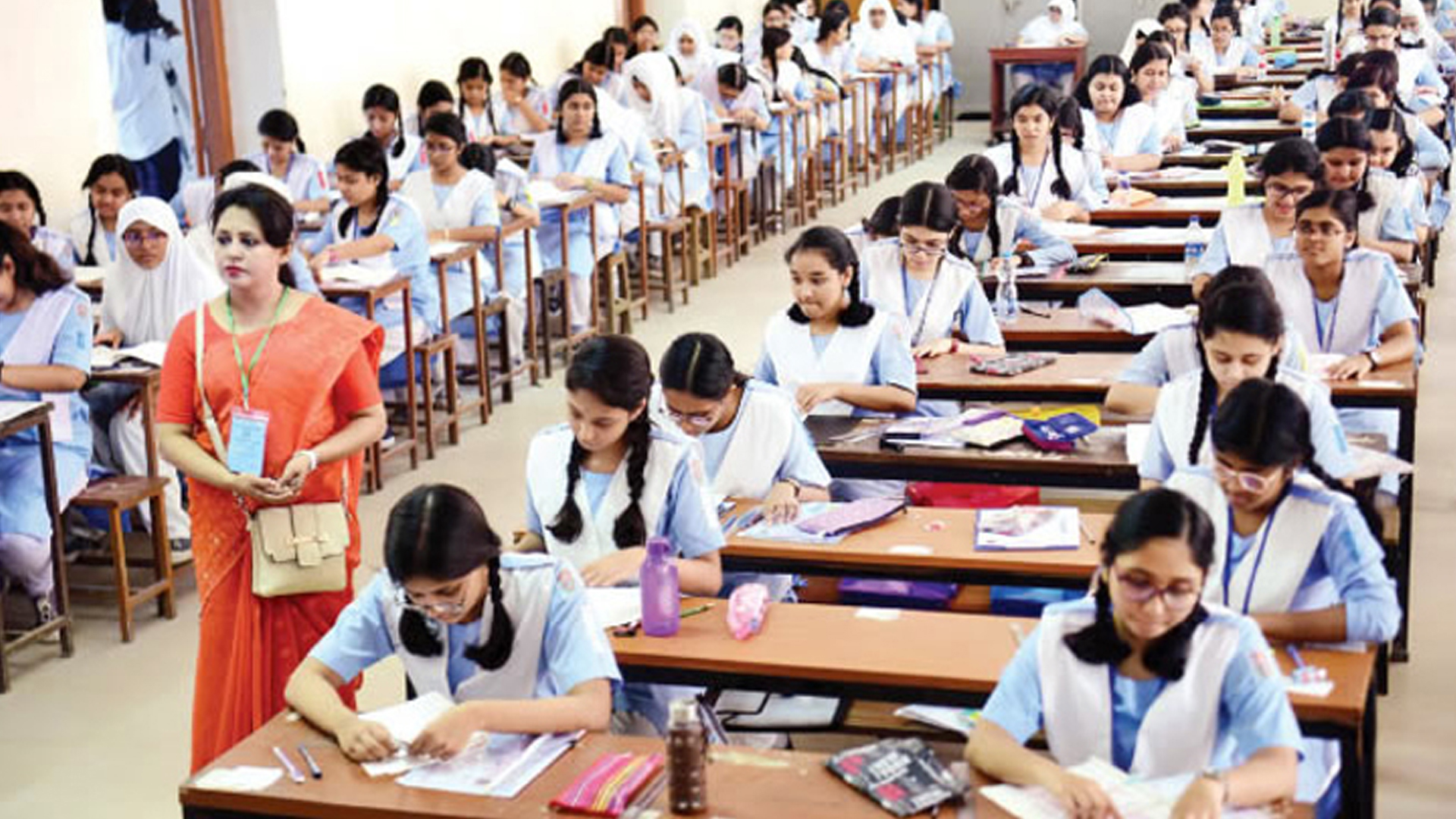 ৮ শিক্ষাবোর্ডের এইচএসসি পরীক্ষা শুরু আজ