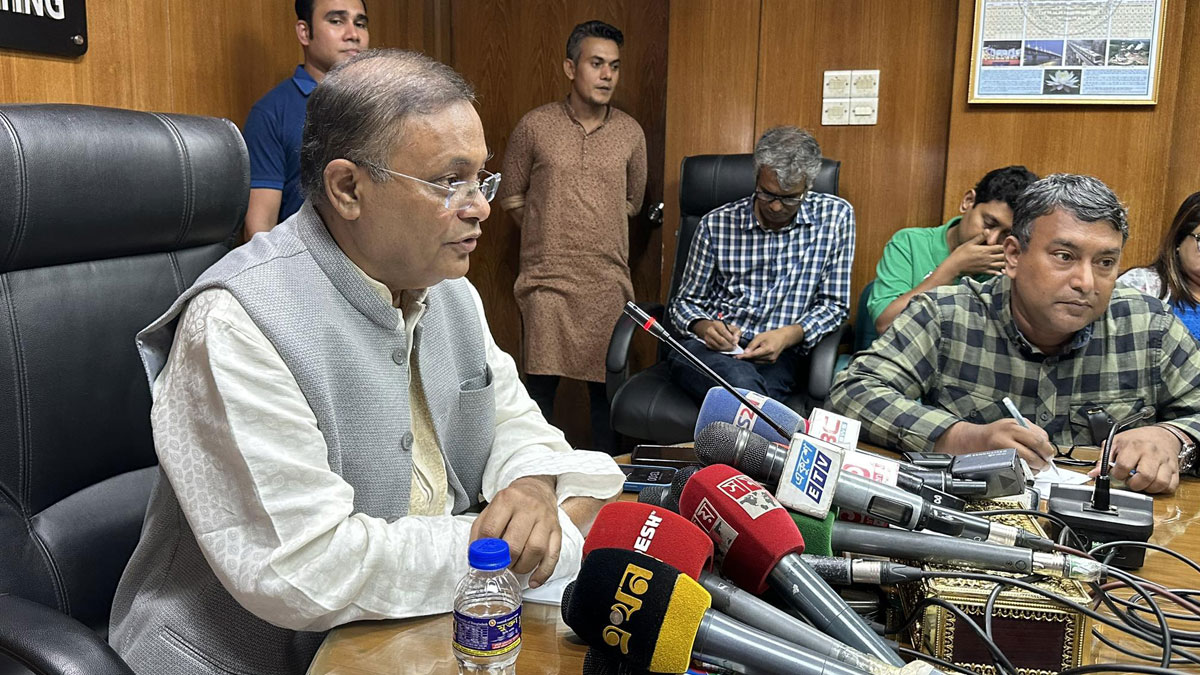 ‘তারেককে দেশে ফেরাতে ব্রিটিশ সরকারের সঙ্গে আলোচনা চলছে’  —তথ্য মন্ত্রী