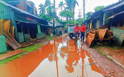 রাস্তা সংস্কারের অভাবে দুর্ভোগে জনগণ