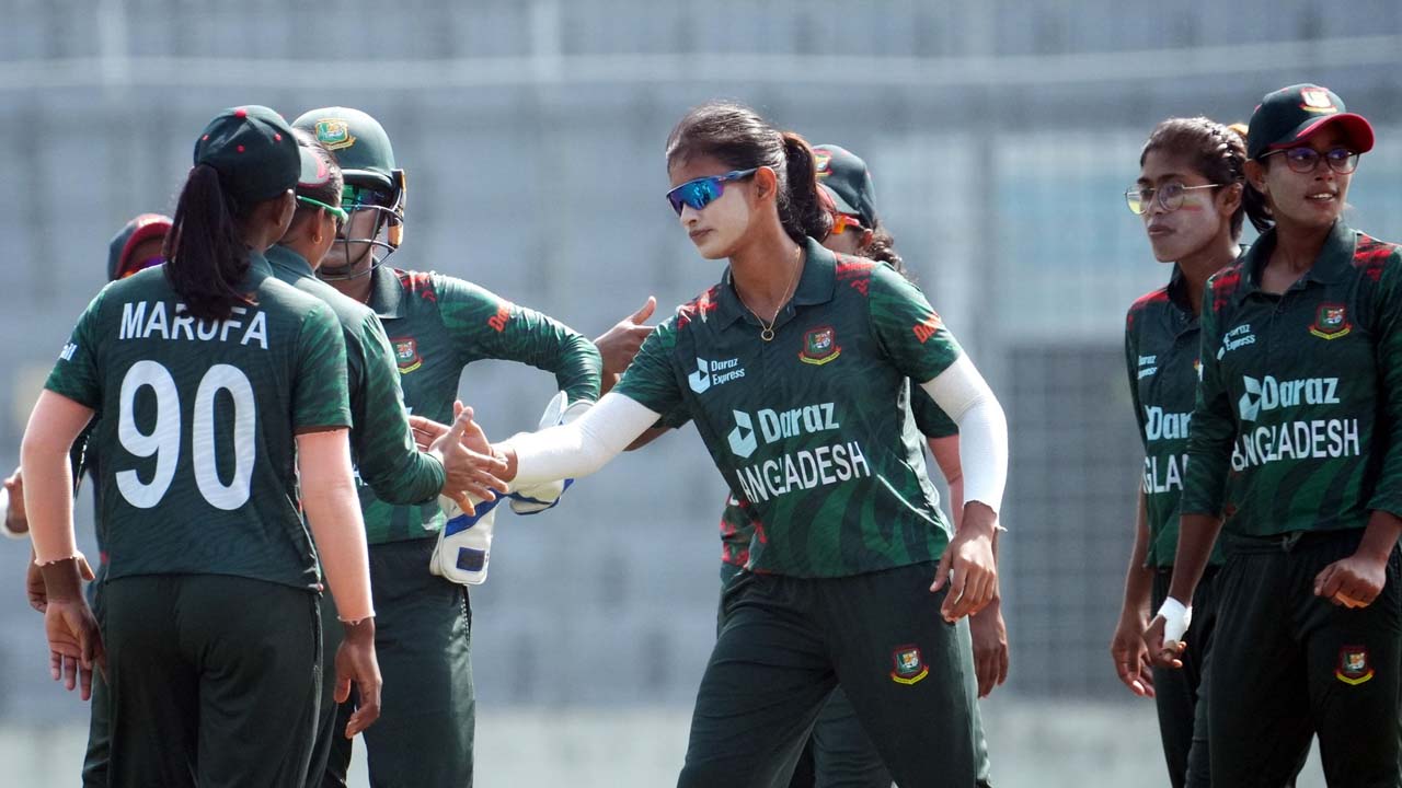 পাকিস্তানকে উড়িয়ে ঐতিহাসিক সিরিজ জয় বাংলাদেশের