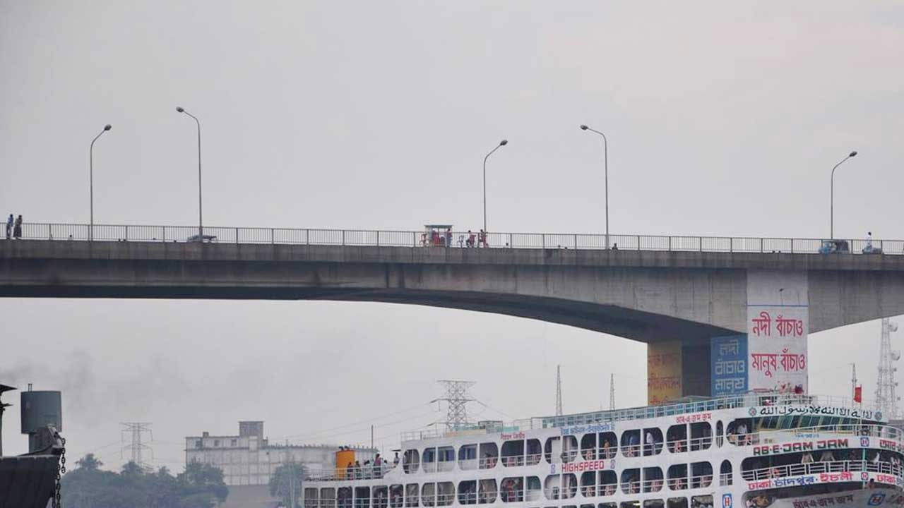 ১৬ দিন পর পোস্তগোলা সেতু দিয়ে যান চলাচল শুরু
