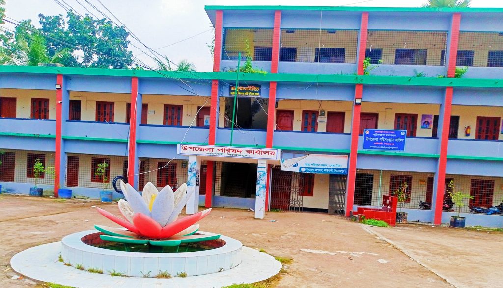 জনবল সংকট পরিসংখ্যান কার্যালয়ে; যিনি কর্মকর্তা তিনিই ঝাড়ুদার
