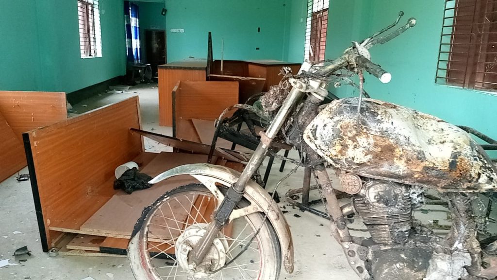সোনাতলা প্রেসক্লাবে হামলা-অগ্নিসংযোগ-লুটপাট