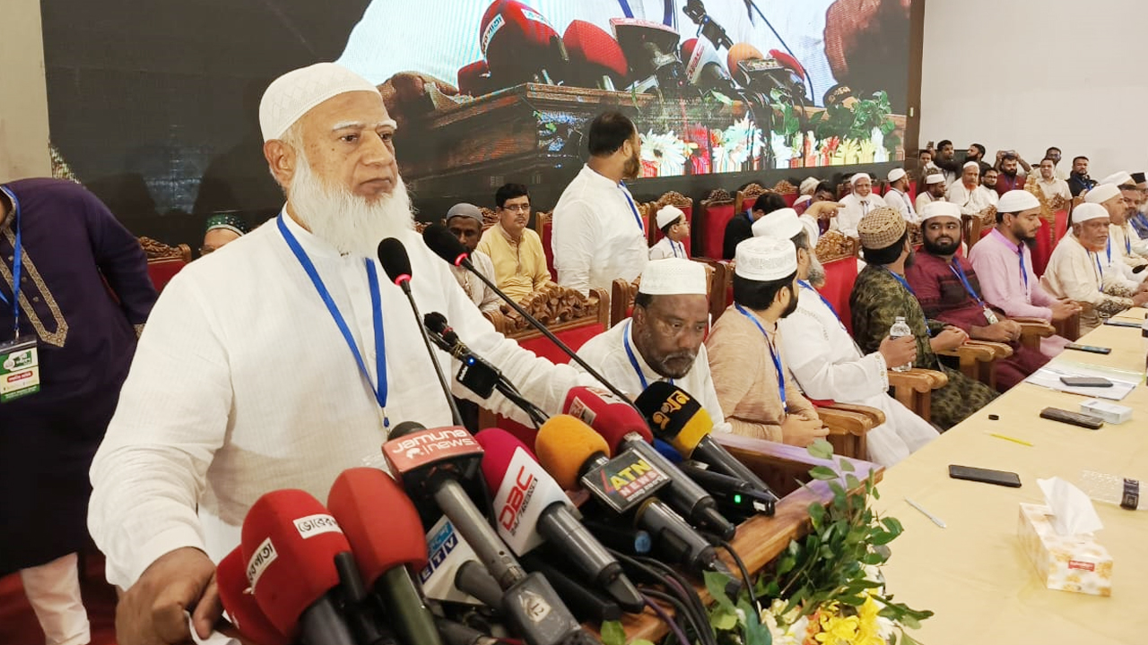 ‘জনগণের টাকায় কেনা অস্ত্র দিয়ে জনগণকেই হত্যা করেছে আওয়ামী লীগ’