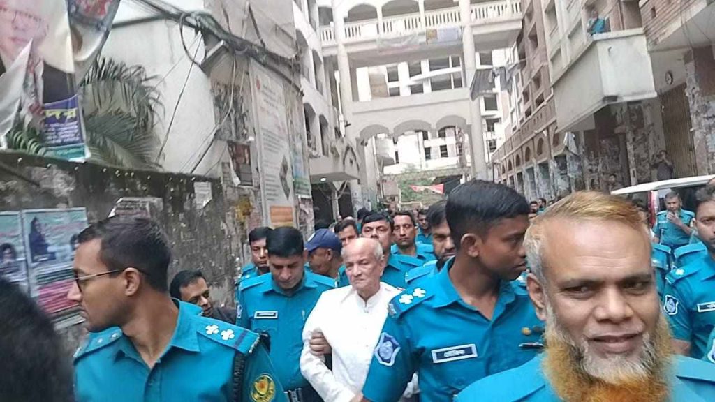 তিন দিনের রিমান্ডে কামাল মজুমদার
