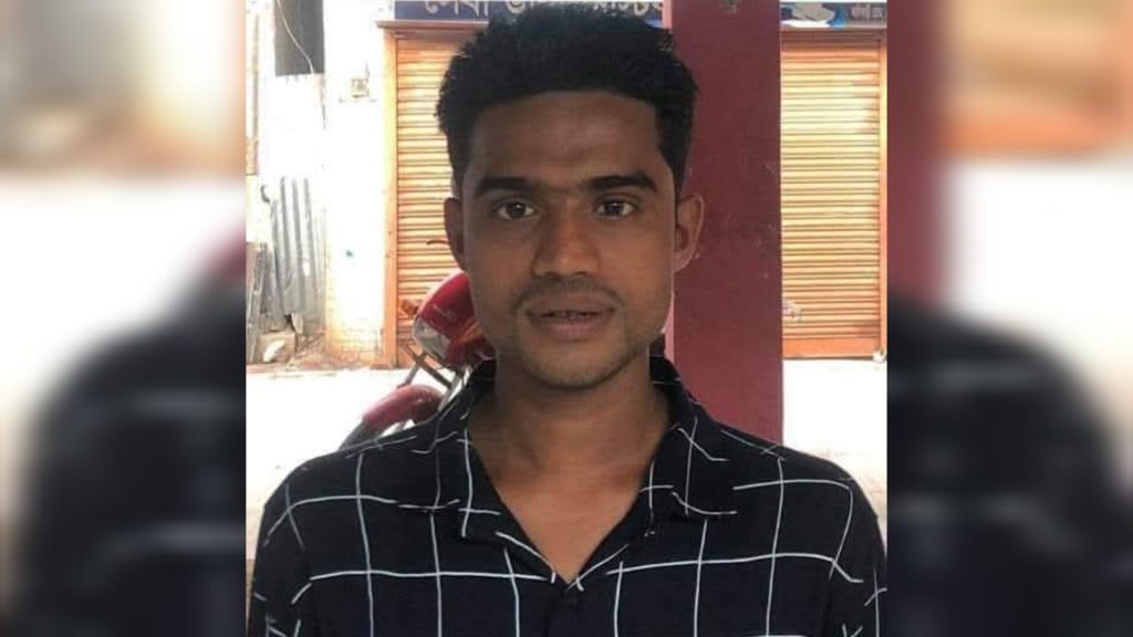 বেতাগীতে সেচ্ছাসেবকলীগ নেতা গ্রেপ্তার