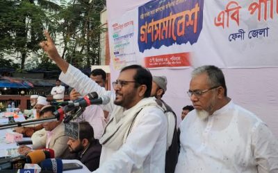 ‘শেখ হাসিনার মত দিনে দুপুরে এভাবে কেউ পালায় নাই’ —মঞ্জু