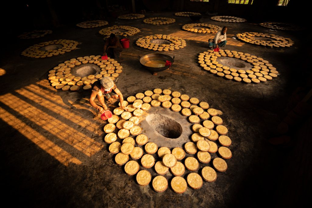 ঐতিহ্যবাহী বগুড়ার দই