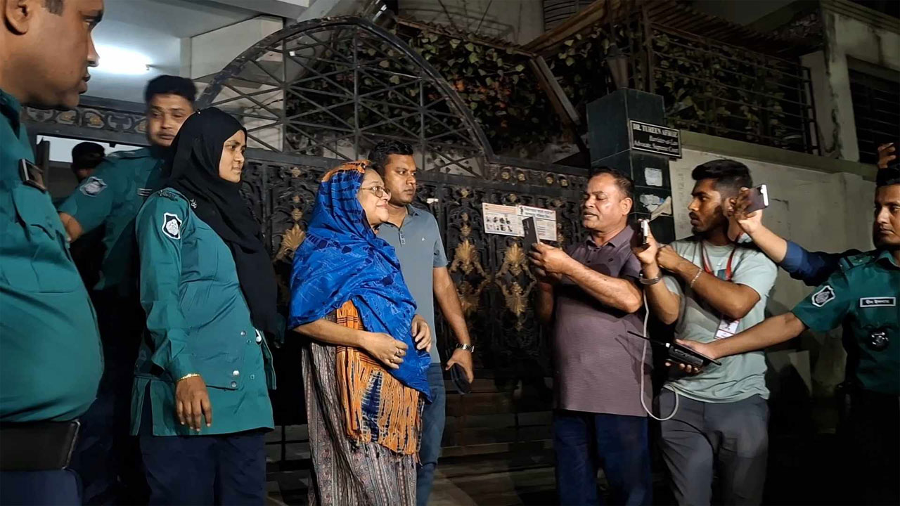 ব্যারিস্টার তুরিন আফরোজ গ্রেপ্তার