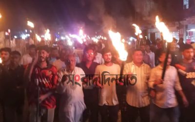 গোবিন্দগঞ্জে ইপিজেড বাস্তবায়ন ও ষড়যন্ত্রকারীদের গ্রেপ্তারের দাবিতে মশাল মিছিল