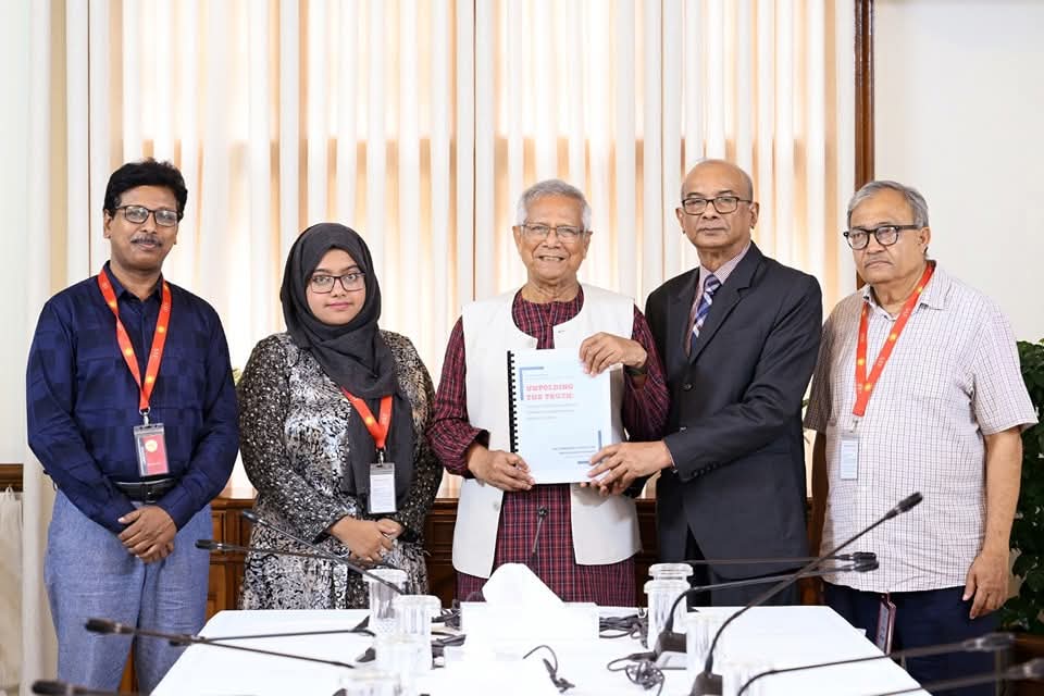 প্রধান উপদেষ্টার কাছে দ্বিতীয় ইন্টেরিম রিপোর্ট জমা দিল গুম কমিশন
