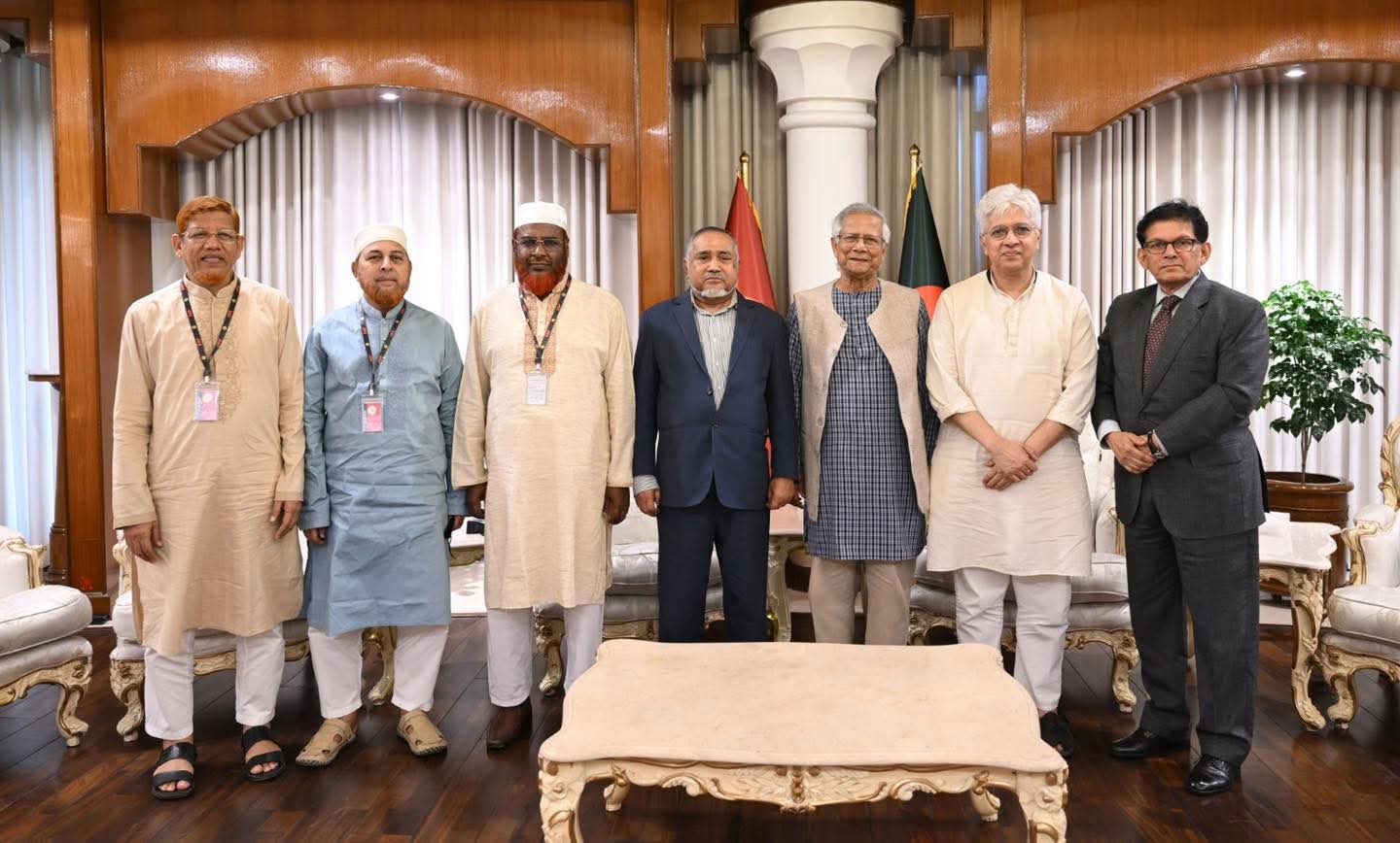 জামায়াতের সঙ্গে বৈঠকে প্রধান উপদেষ্টা