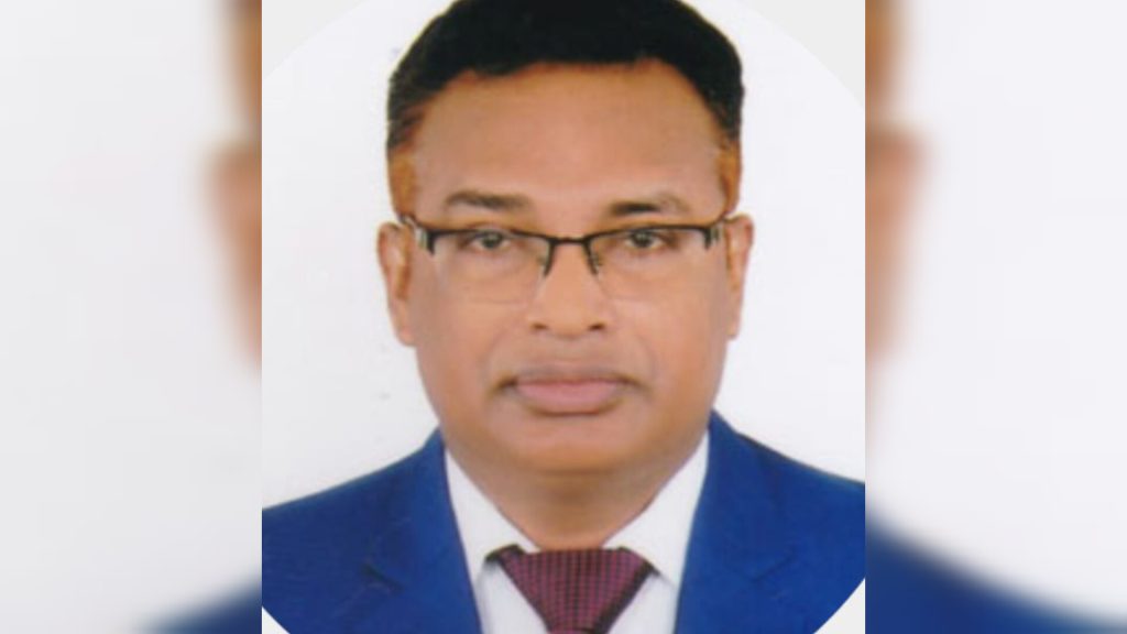 সচিবের সম্পদের পাহাড়, অফিস কক্ষেই নারী নিয়ে ফুর্তি