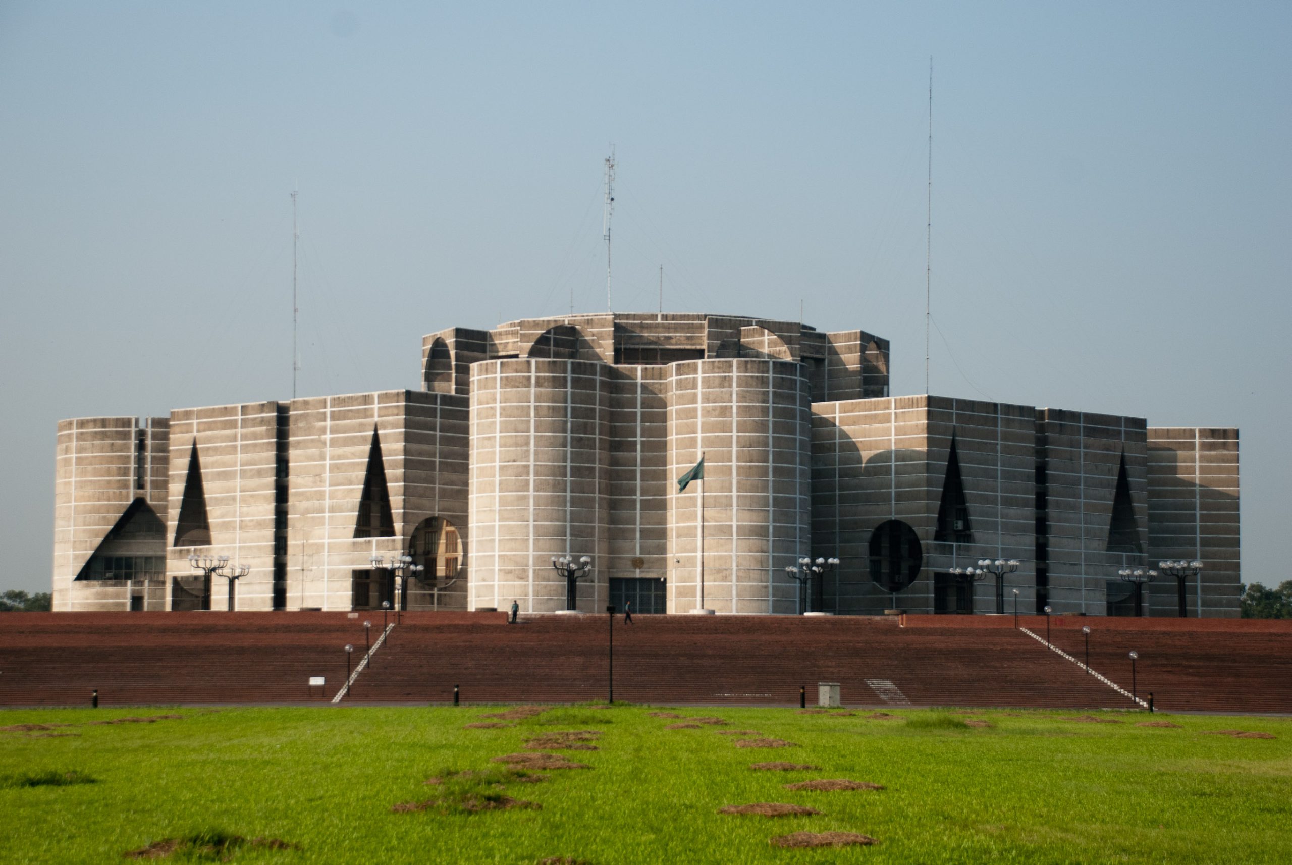 শপথ নিলেন জামায়াত ও স্বতন্ত্র সংসদ সদস্যরা