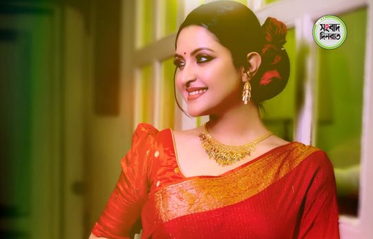 ইংল্যান্ড অধিনায়ককে উদ্দেশ্য করে পরীমনির ফেসবুক পোস্ট ভাইরাল